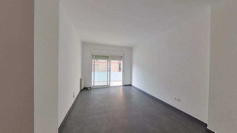 Piso de 110m² en calle Alzina, Viladecans, Barcelona