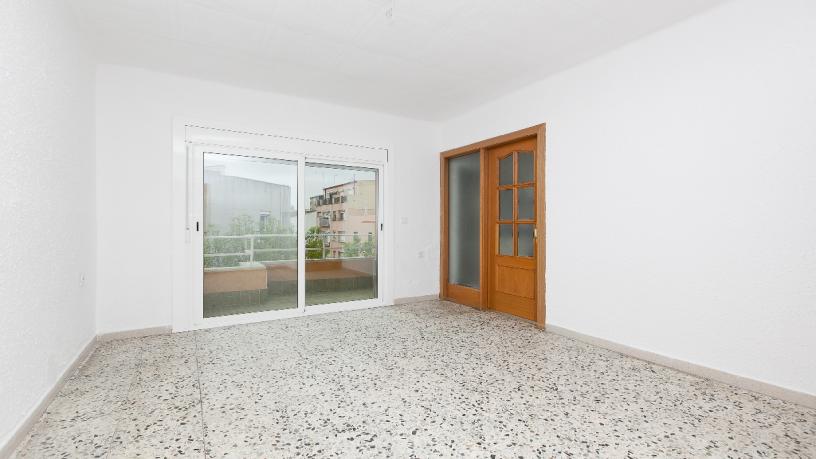 Piso de 72m² en calle Saboneria, Barberà Del Vallès, Barcelona