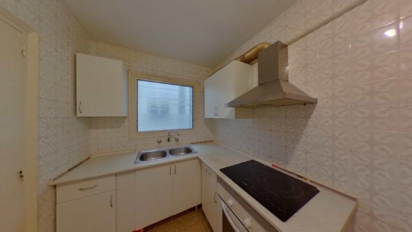 77m² Flat on street Sant Jordi, Mollet Del Vallès, Barcelona