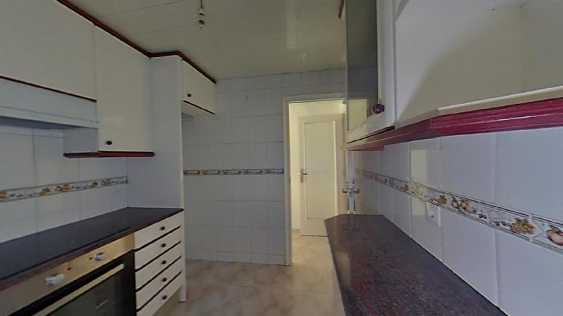 Appartement de 80m² dans rue Sant Carles, Igualada, Barcelona