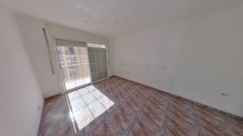 Piso de 60m² en calle Tamarit, Ripollet, Barcelona