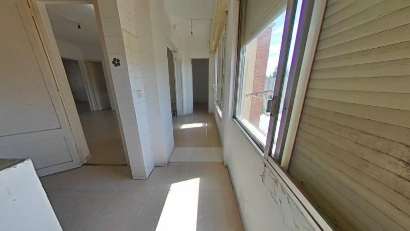 97m² Flat on street Priorat, Manresa, Barcelona