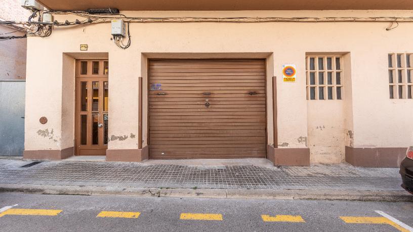 Plaza de garaje de 16m² en calle Diputacio, Navarcles, Barcelona