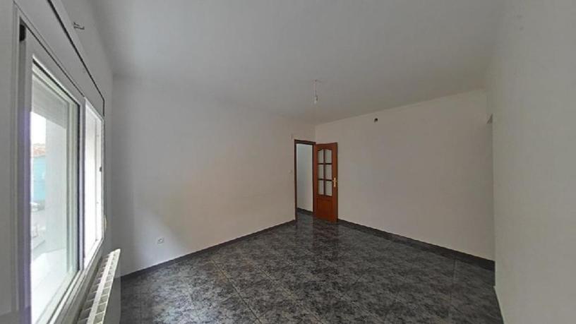 Piso de 69m² en calle Dibuixant Junceda, Rubí, Barcelona