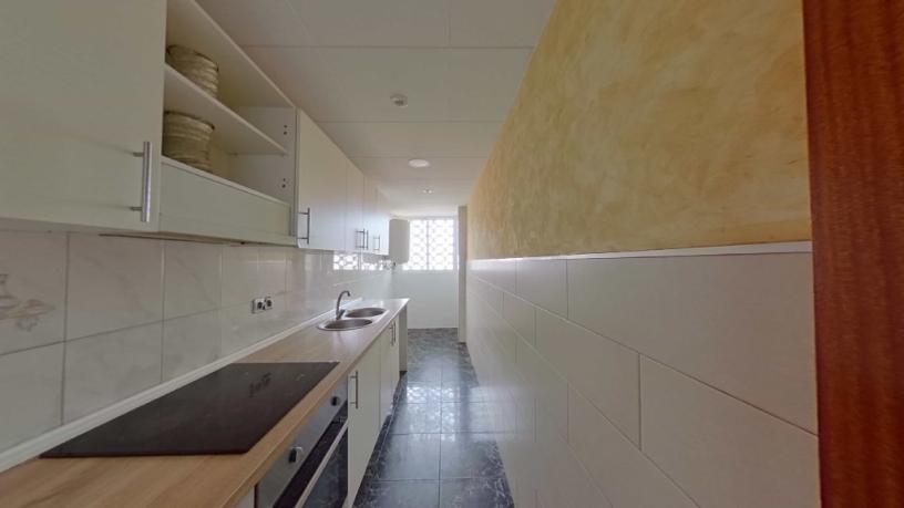 69m² Flat on street Rosellon, Sant Boi De Llobregat, Barcelona