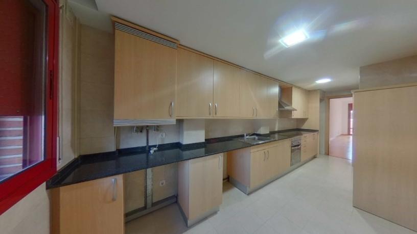 94m² Flat on street Maria Aurelia Campmany, Sant Celoni, Barcelona