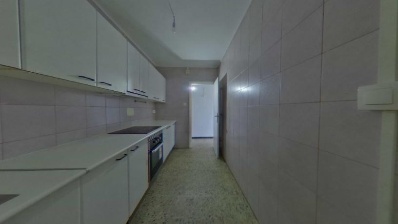 Piso de 63m² en calle Constitucion, Sant Feliu De Llobregat, Barcelona