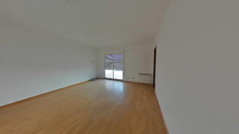 124m² Flat on street Barcelona, Sant Vicenç Dels Horts, Barcelona