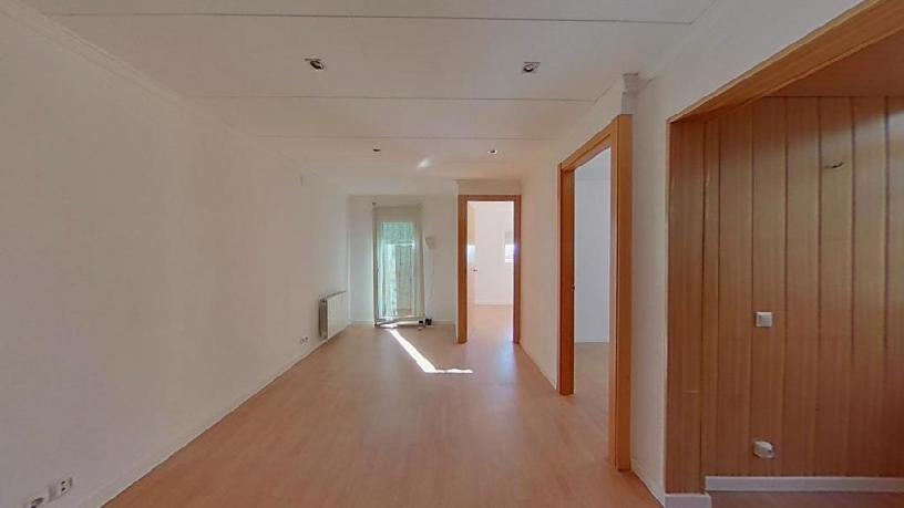 Piso de 57m² en calle Manendez Pelayo, Santa Coloma De Gramenet, Barcelona