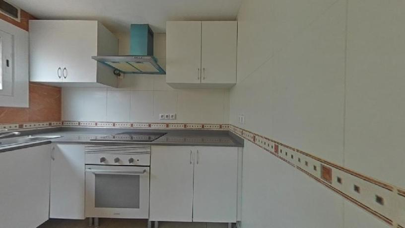 57m² Flat on street Manendez Pelayo, Santa Coloma De Gramenet, Barcelona