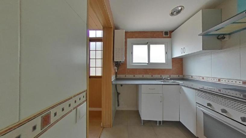 57m² Flat on street Manendez Pelayo, Santa Coloma De Gramenet, Barcelona