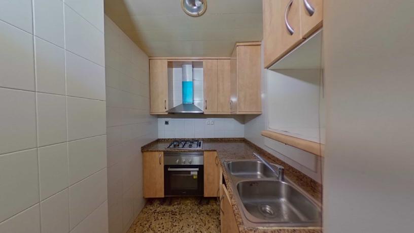 70m² Flat on street Irlanda, Santa Coloma De Gramenet, Barcelona