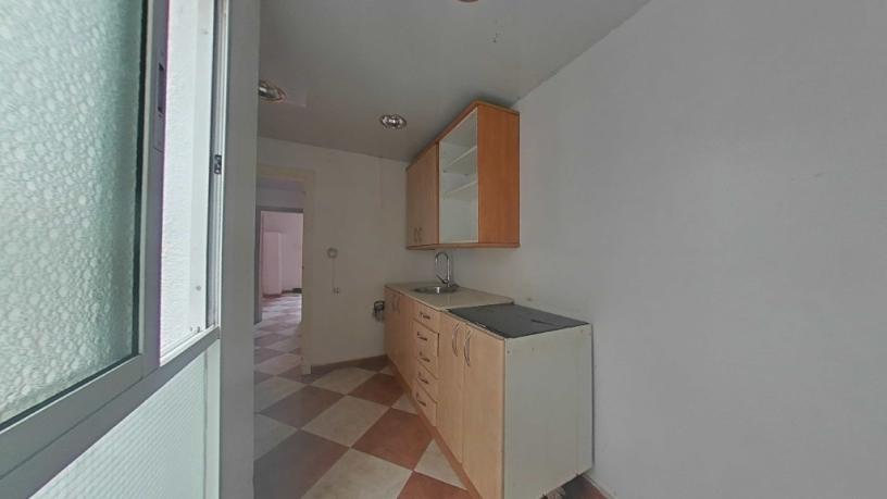 61m² Flat on street Josep Serrano, Santa Coloma De Gramenet, Barcelona