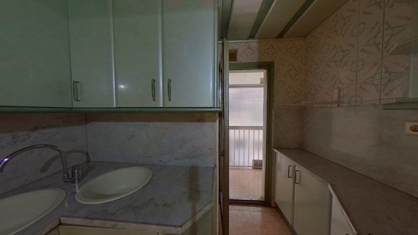 Appartement de 78m² dans rue Italia, Terrassa, Barcelona