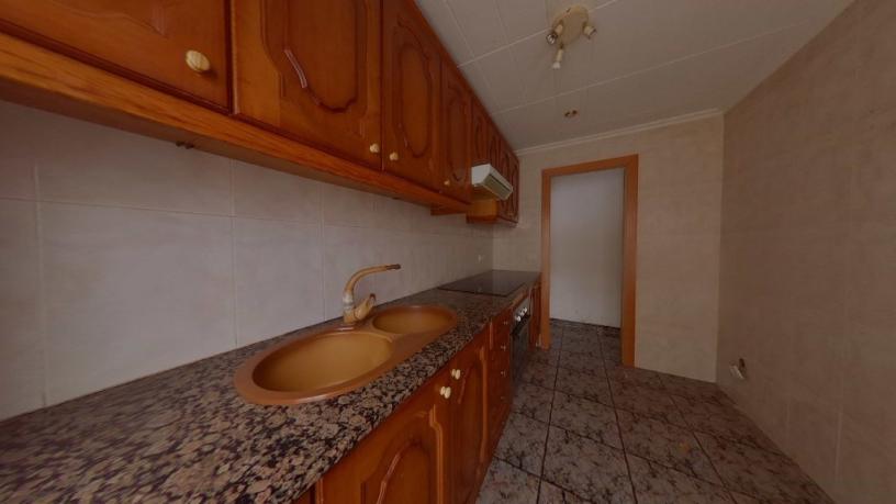 Appartement de 88m² dans rue Rafael Casanovas, Viladecans, Barcelona