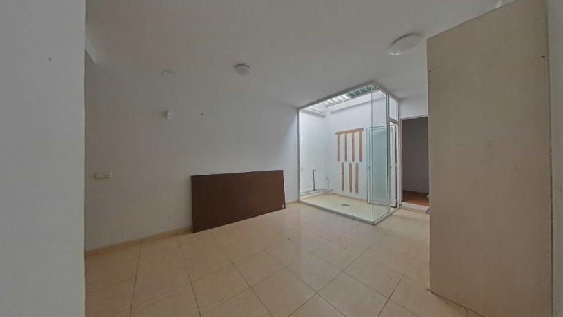 87m² Townhouse on street Pau Piferrer, Badalona, Barcelona