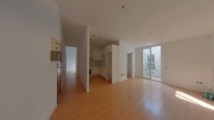 Appartement de 76m² dans rue Sant Antoni Abat, Barcelona