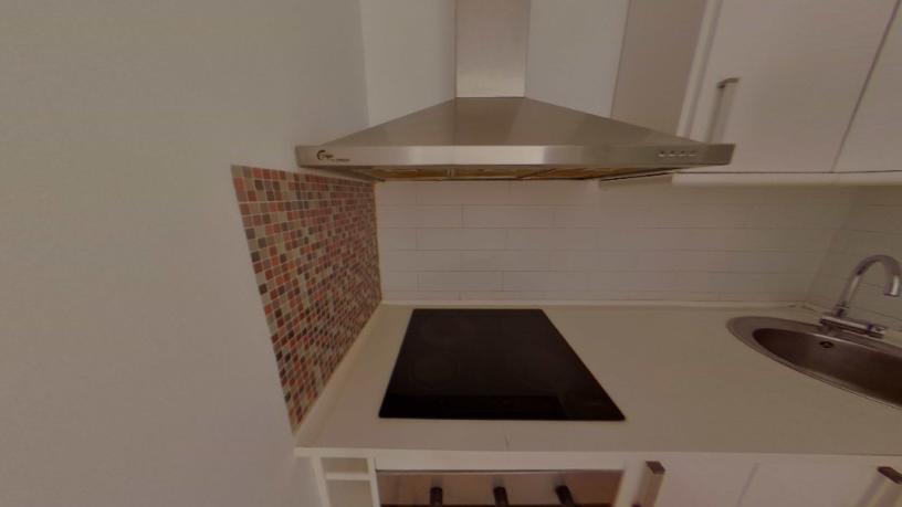 Appartement de 76m² dans rue Sant Antoni Abat, Barcelona