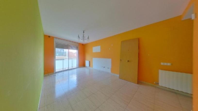 Piso de 113m² en calle Sant Josep, Canovelles, Barcelona