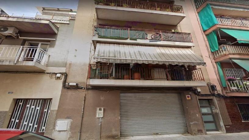 Piso de 92m² en calle Verge De Fatima, Canovelles, Barcelona