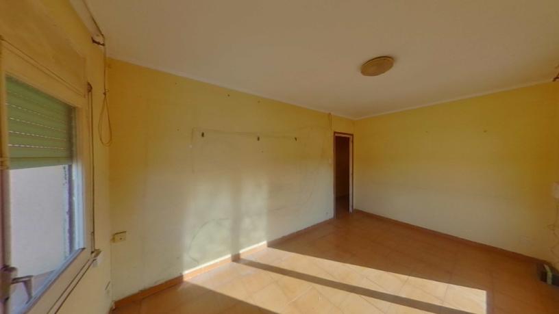 Piso de 114m² en calle Prat, Canovelles, Barcelona