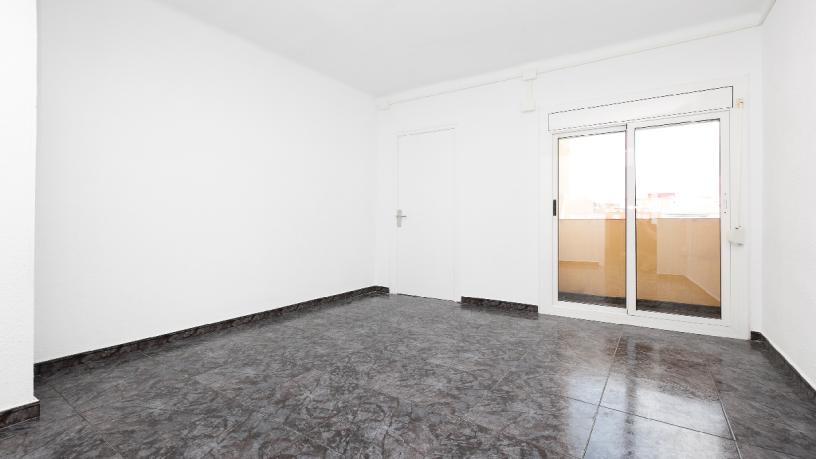 Piso de 53m² en calle Emporda, Prat De Llobregat (El), Barcelona