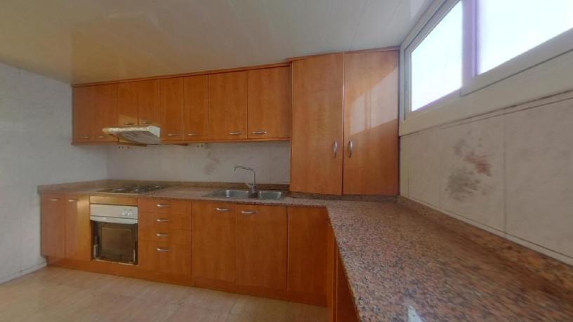 94m² Others on avenue Mare De Deu De Bellvitge, Hospitalet De Llobregat (L), Barcelona