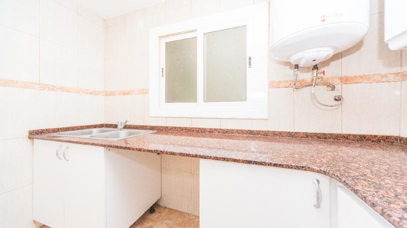 Appartement de 54m² dans rue De Belchite, Hospitalet De Llobregat (L), Barcelona