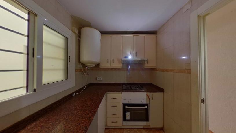 54m² Flat on street De Belchite, Hospitalet De Llobregat (L), Barcelona