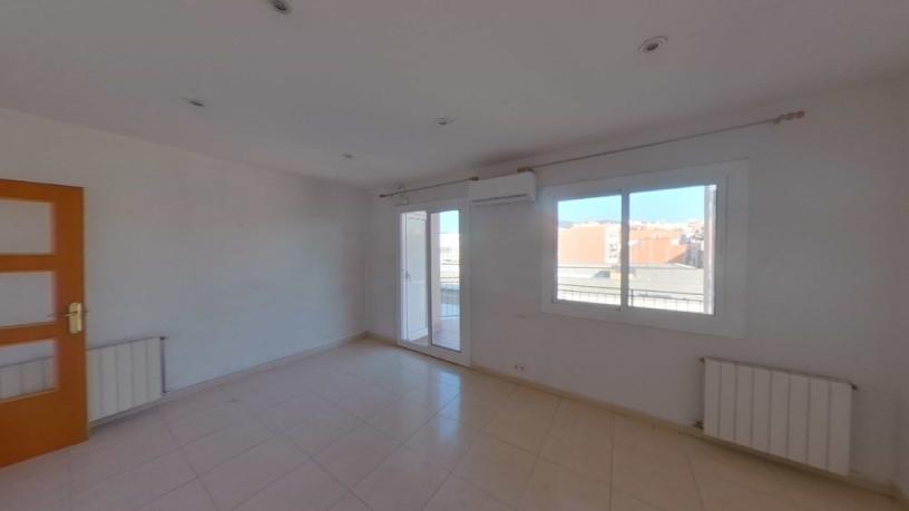 55m² Flat on street Vallparda De, Hospitalet De Llobregat (L), Barcelona