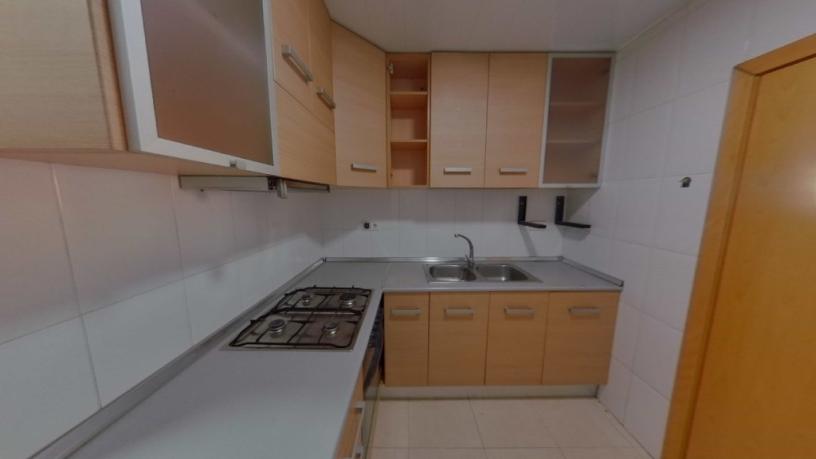 55m² Flat on street Vallparda De, Hospitalet De Llobregat (L), Barcelona