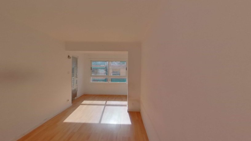 Piso de 72m² en calle Nuria, Premià De Mar, Barcelona