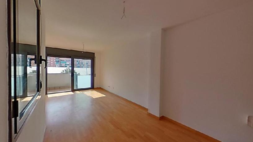 Piso de 75m² en calle Girona, Granollers, Barcelona