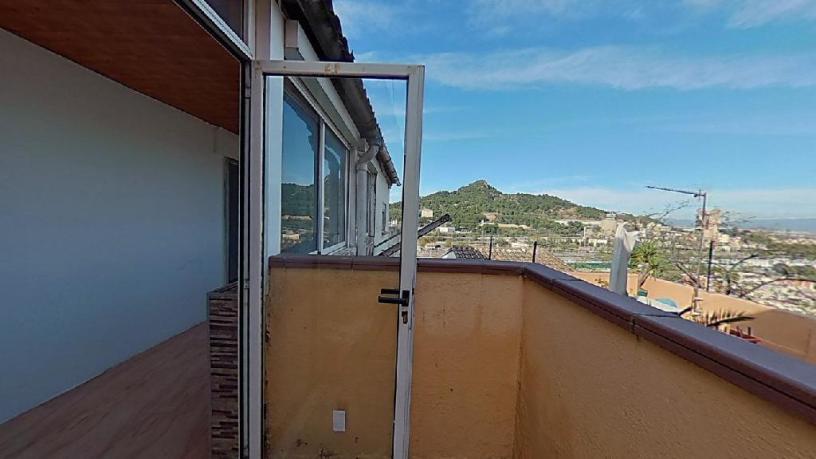 65m² Flat on street Cima, Montcada I Reixac, Barcelona