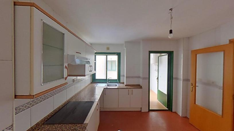 95m² Flat on street Camelias, Montcada I Reixac, Barcelona