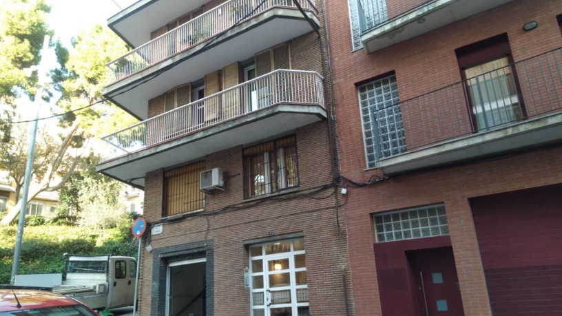 Commercial premises on street De França, Barcelona