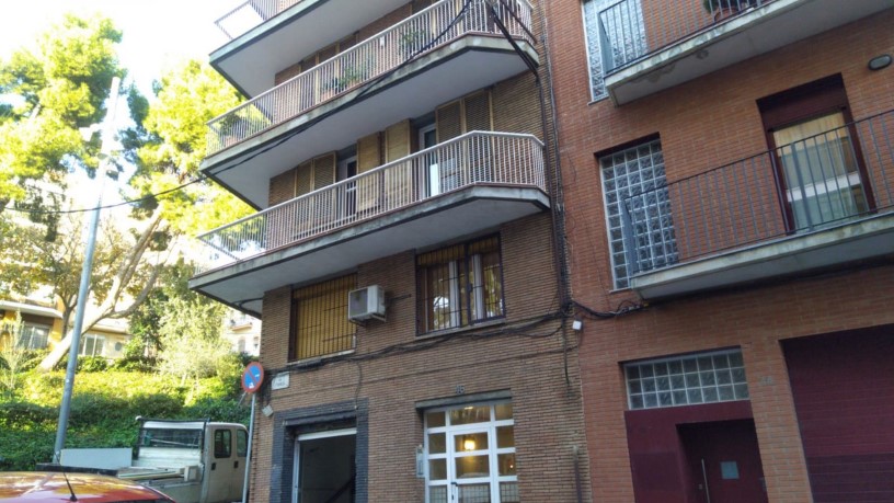 Commercial premises on street De França, Barcelona