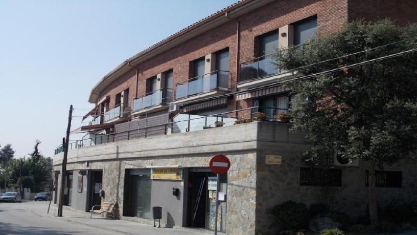 Local comercial de 107m² en calle Pau Casals, Sentmenat, Barcelona