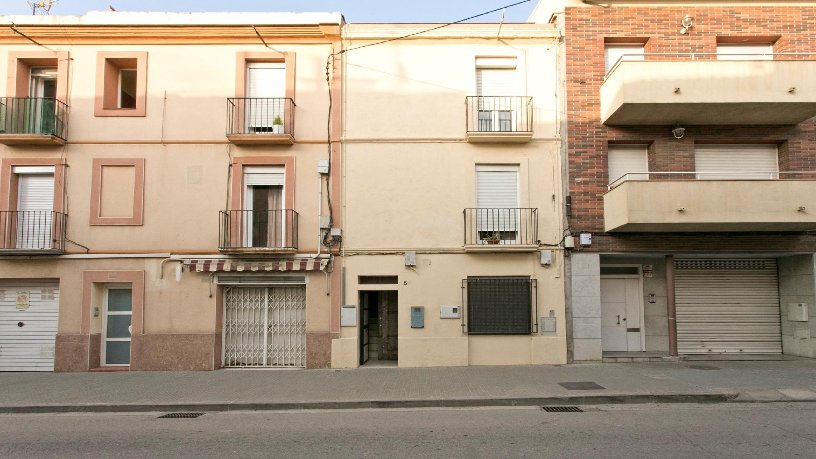 Piso de 68m² en calle Argelinas De La Villa, Olesa De Montserrat, Barcelona