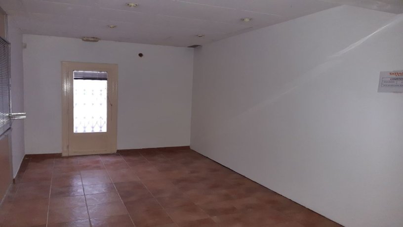 Local comercial de 99m² en calle Diagonal, Cerdanyola Del Vallès, Barcelona