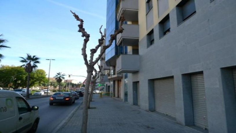 47m² Commercial premises on square Moixiganga, Vilanova I La Geltrú, Barcelona