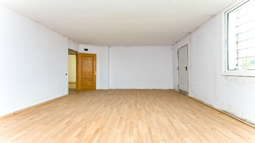 Adosado de 287m² en calle Font Soleia, Castellar Del Vallès, Barcelona