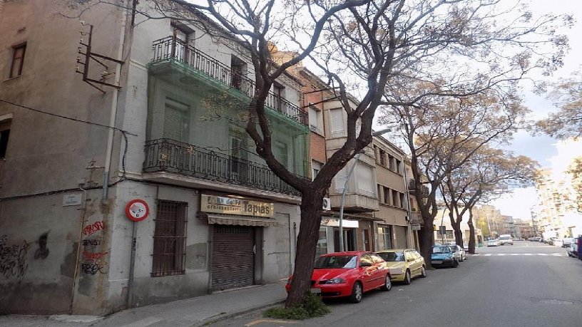 136m² Urban ground on street Mossèn Jacint Verdaguer, Manresa, Barcelona