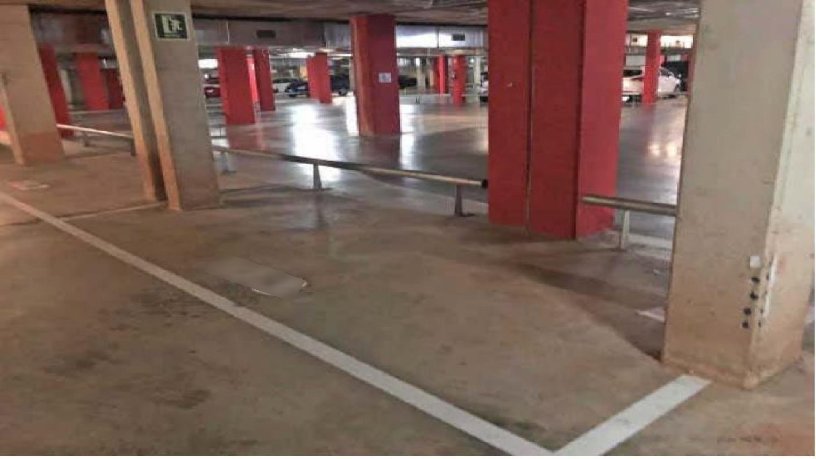 Plaza de garaje de 33m² en calle Girona, Viladecans, Barcelona