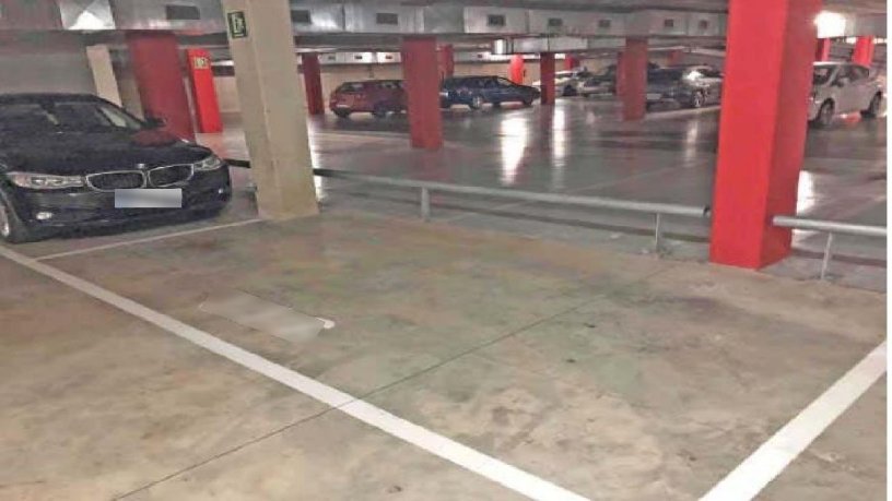 Plaza de garaje de 15m² en calle Girona, Viladecans, Barcelona