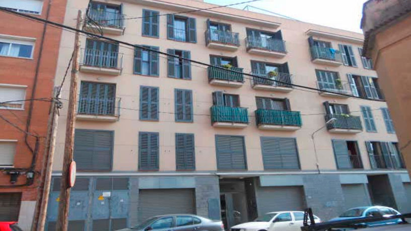 Local comercial de 331m² en calle Enrigranados, Viladecans, Barcelona