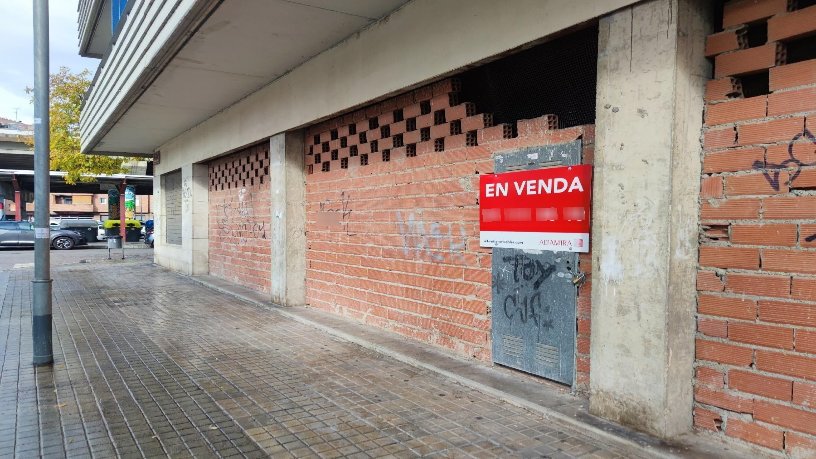 Local comercial de 210m² en avenida D'europa 1 A Plpb Pta6, Montcada I Reixac, Barcelona