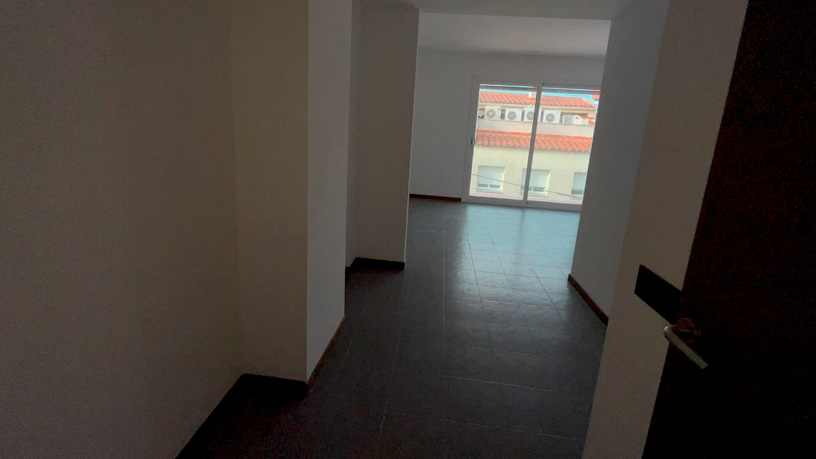 Piso de 56m² en calle Cami Ral, Esparreguera, Barcelona