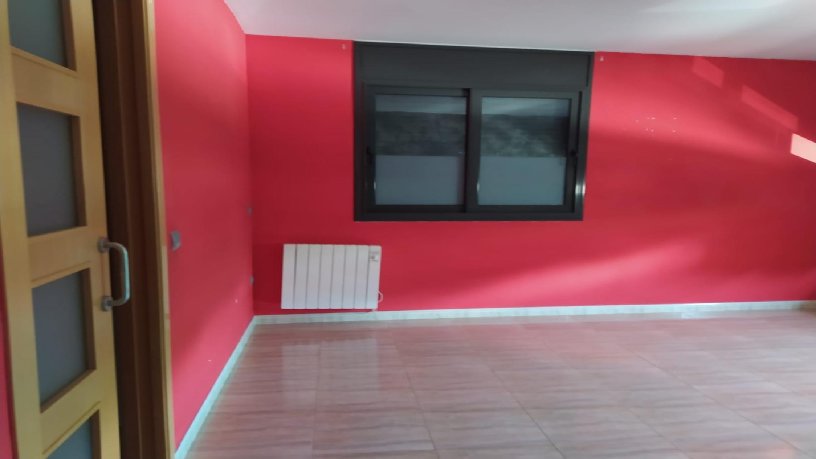 Appartement de 83m² dans rue Jacint Verdaguer, Callús, Barcelona