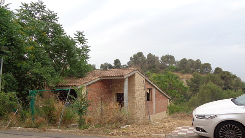 Obra parada en calle Madrid, Abrera, Barcelona